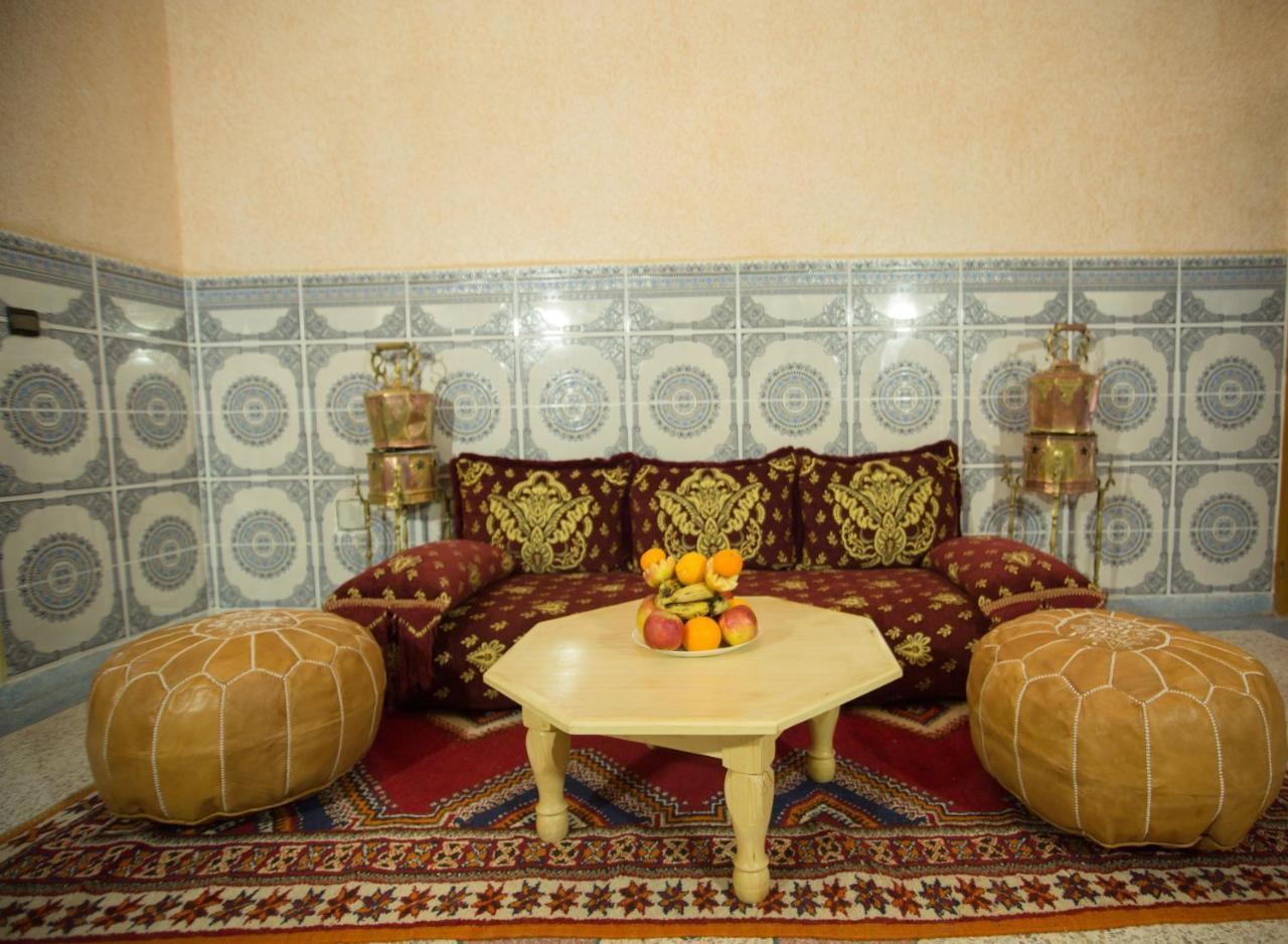 Dar Widad Bed and Breakfast Tajda Exteriör bild