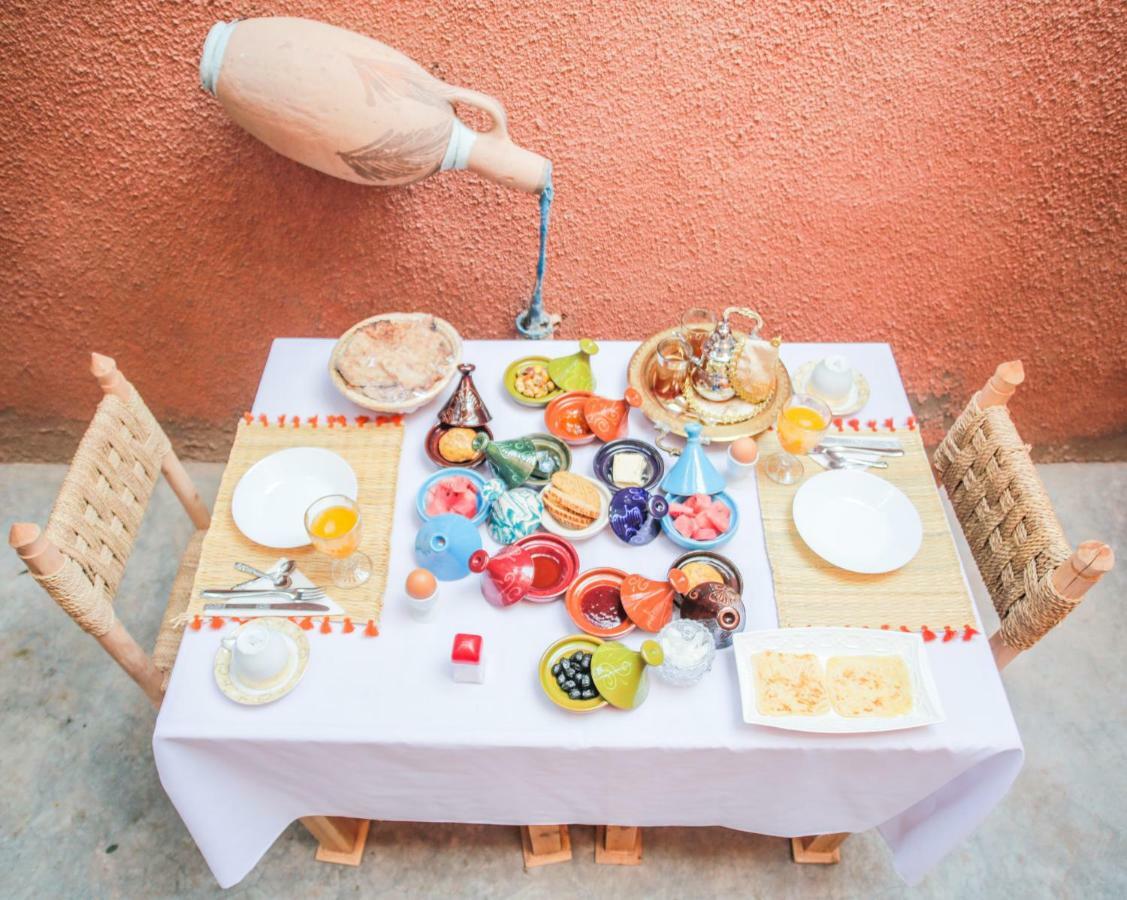 Dar Widad Bed and Breakfast Tajda Exteriör bild